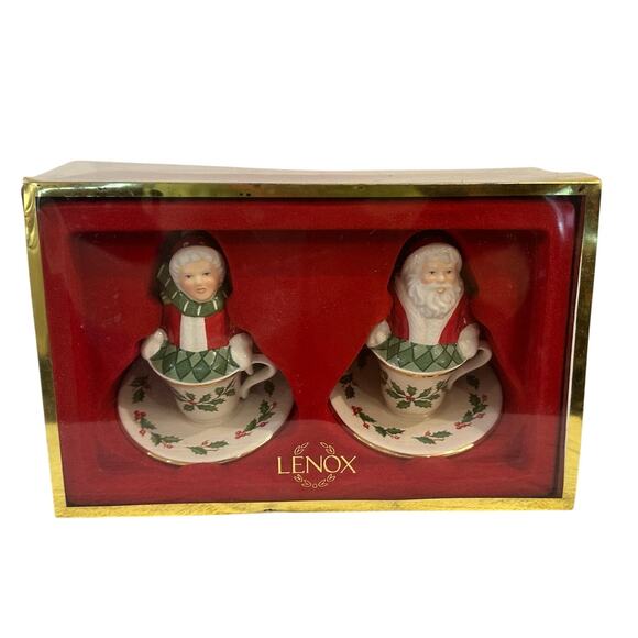 Lenox 2008 Santa & Mrs. Claus Teacup Salt and Pepper Shakers Holly Berry Accents - Picture 1 of 4